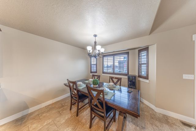 2529 N 1000 E, Layton, UT 84041