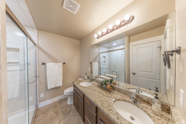 2529 N 1000 E, Layton, UT 84041