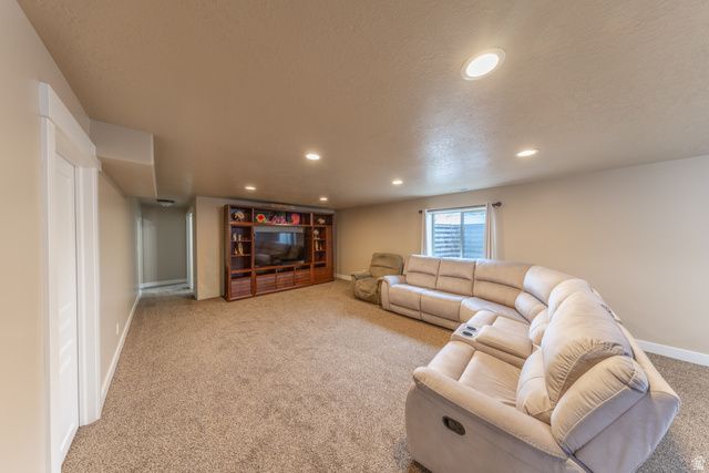 2529 N 1000 E, Layton, UT 84041