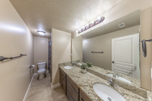 2529 N 1000 E, Layton, UT 84041