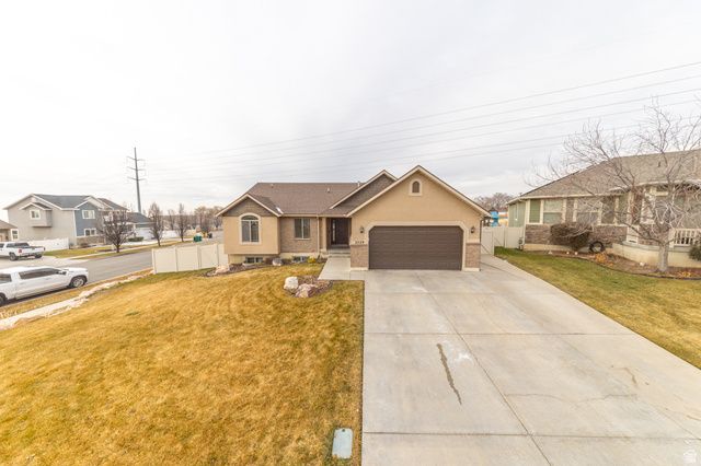 2529 N 1000 E, Layton, UT 84041