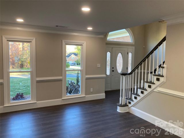 3009 Planters Walk Court, Charlotte, NC 28210
