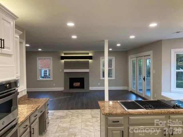 3009 Planters Walk Court, Charlotte, NC 28210