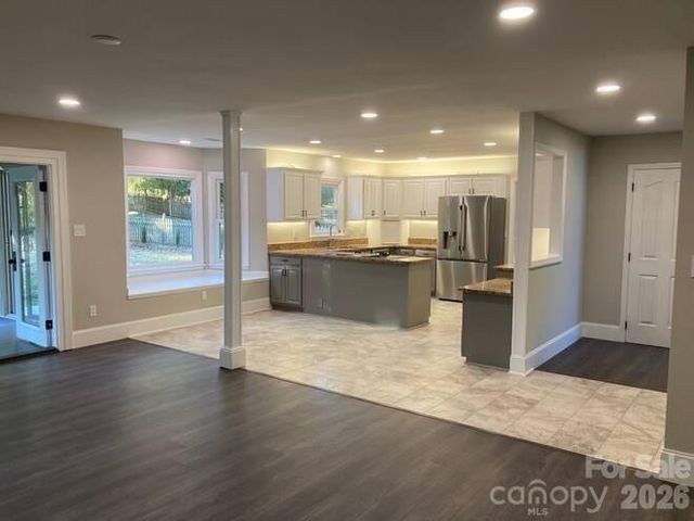 3009 Planters Walk Court, Charlotte, NC 28210