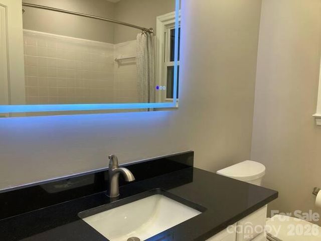 3009 Planters Walk Court, Charlotte, NC 28210