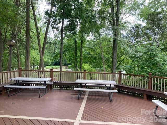 3009 Planters Walk Court, Charlotte, NC 28210