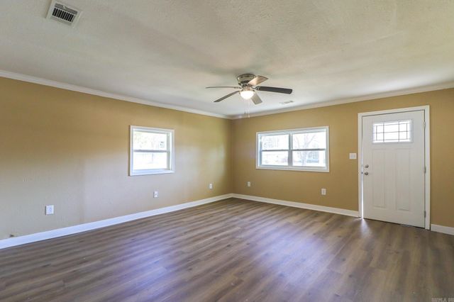 1609 Granger Drive, Jonesboro, AR 72401