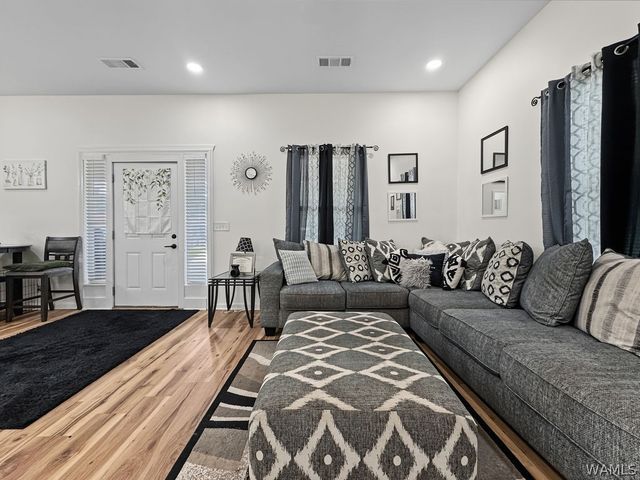 2817 18th, Tuscaloosa, AL 35401