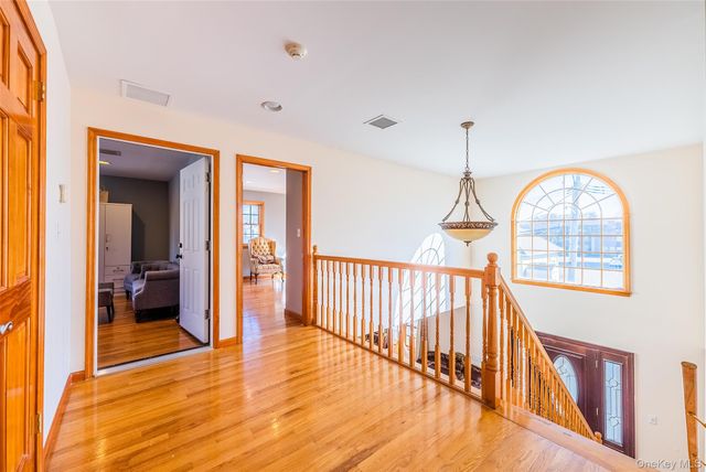 45-12 244th Street, Little Neck, NY 11362