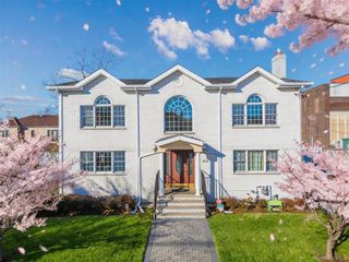 45-12 244th Street, Little Neck, NY 11362