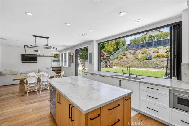 33 Brownsbury, Laguna Niguel, CA 92677
