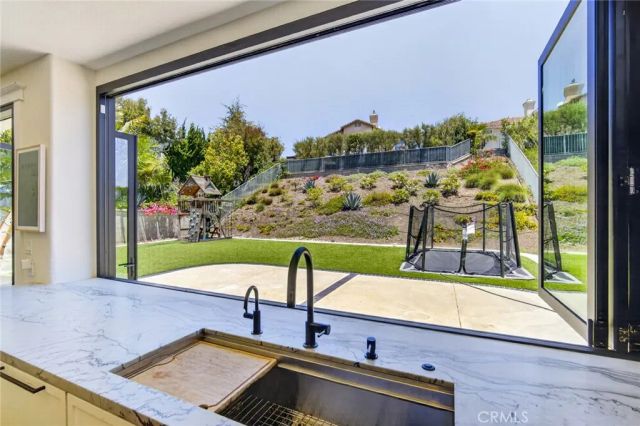 33 Brownsbury, Laguna Niguel, CA 92677