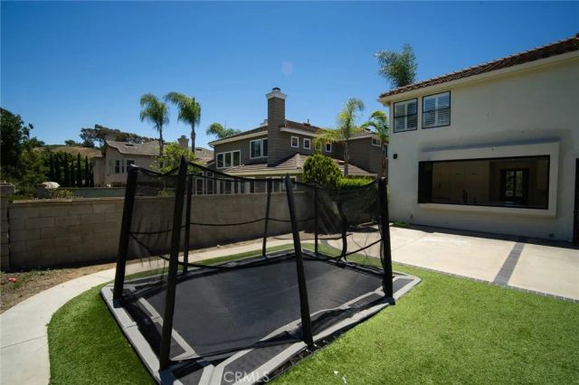 33 Brownsbury, Laguna Niguel, CA 92677