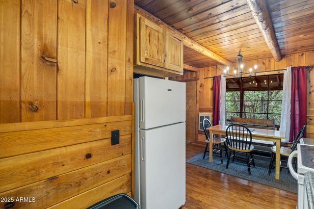 2249 S Penrod Lane, Pinetop, AZ 85935