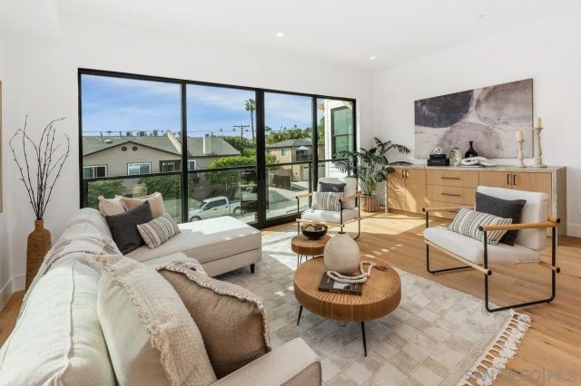 4813 Academy, San Diego, CA 92109