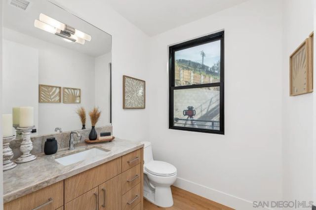 4813 Academy, San Diego, CA 92109