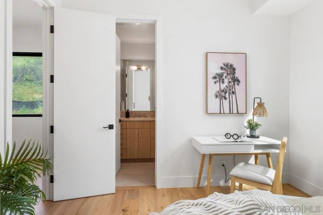 4813 Academy, San Diego, CA 92109