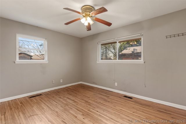 553 S 97th East Place, Tulsa, OK 74128