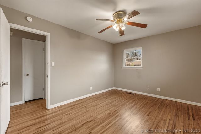 553 S 97th East Place, Tulsa, OK 74128