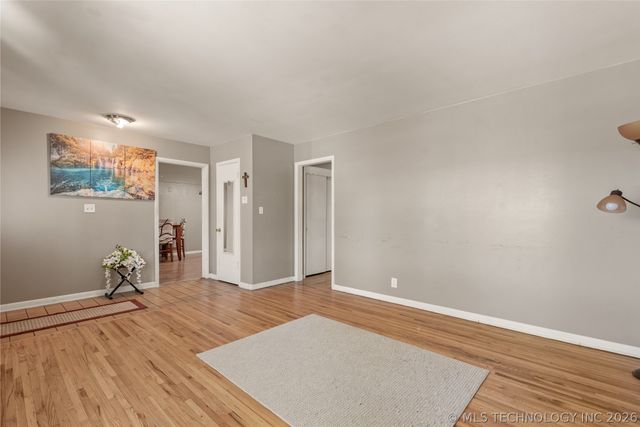 553 S 97th East Place, Tulsa, OK 74128