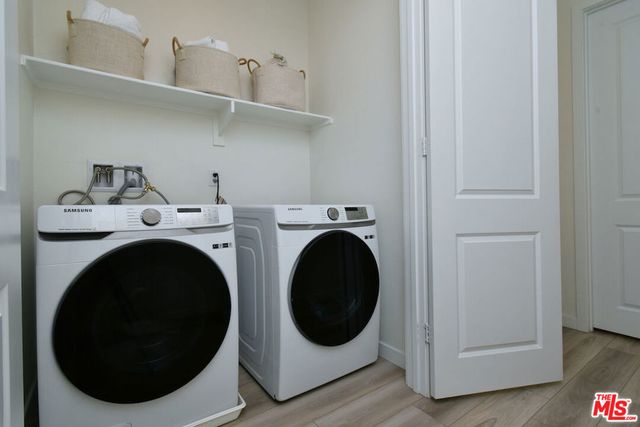 27120 Red Tail Place, Valencia, CA 91381