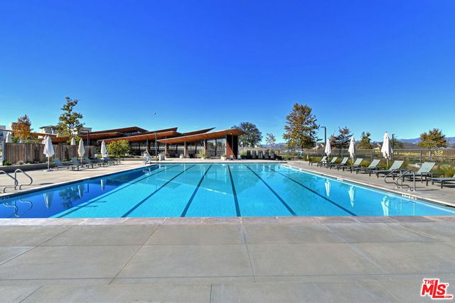 27120 Red Tail Place, Valencia, CA 91381