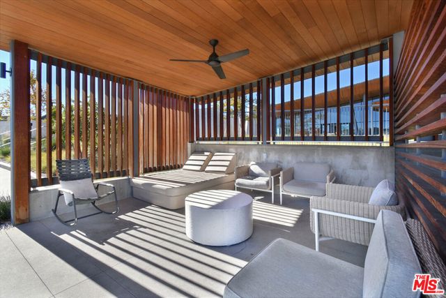 27120 Red Tail Place, Valencia, CA 91381