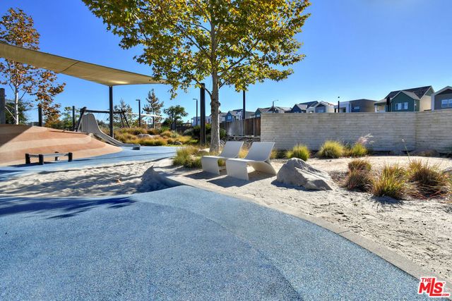 27120 Red Tail Place, Valencia, CA 91381