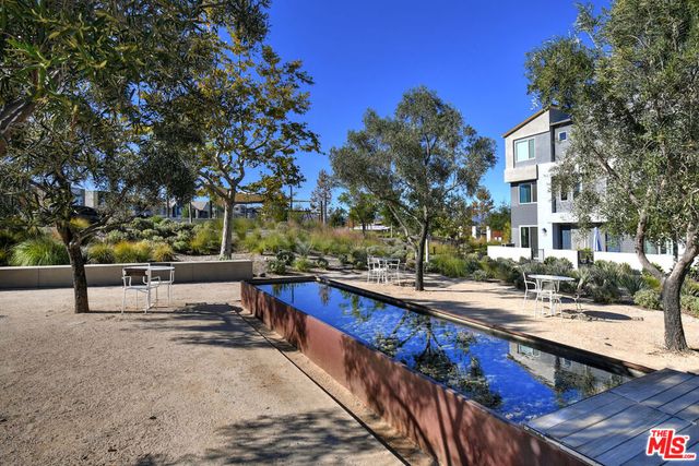 27120 Red Tail Place, Valencia, CA 91381