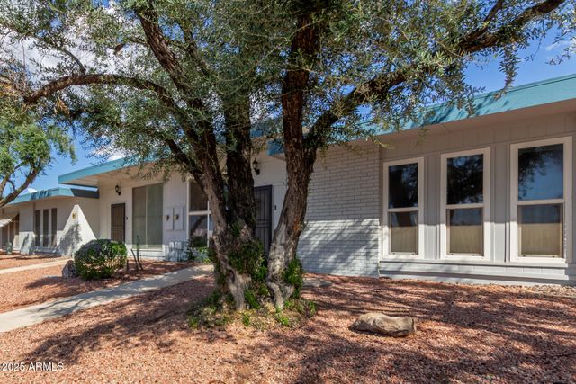 13605 N DEL WEBB Boulevard, Sun City, AZ 85351