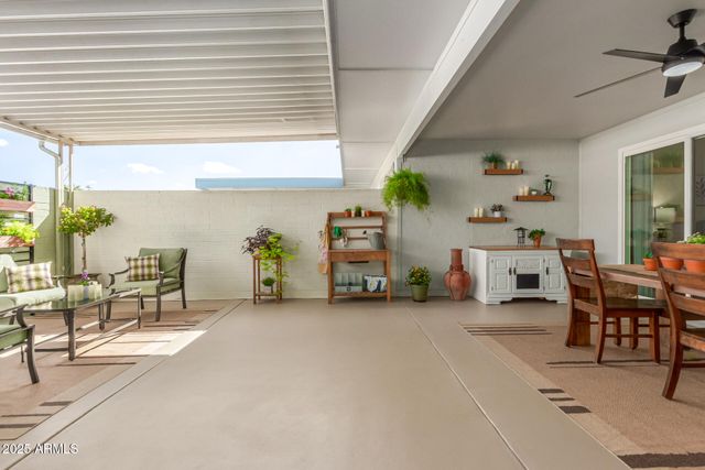 13605 N DEL WEBB Boulevard, Sun City, AZ 85351