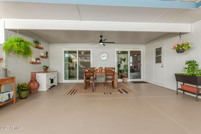 13605 N DEL WEBB Boulevard, Sun City, AZ 85351