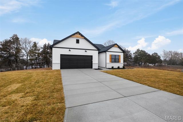 18859 Alyson Drive, Warrenton, MO 63383