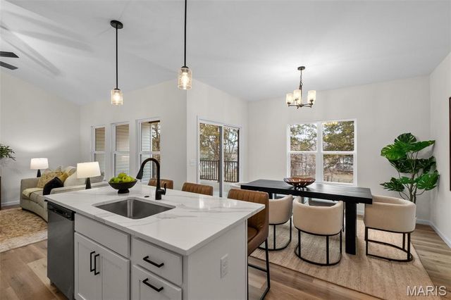 18859 Alyson Drive, Warrenton, MO 63383