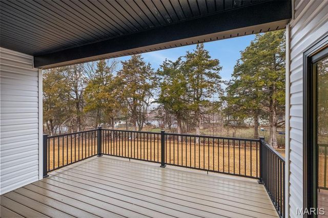 18859 Alyson Drive, Warrenton, MO 63383