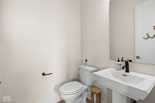 954 Berkhamsted Lane, Carmel, IN 46032