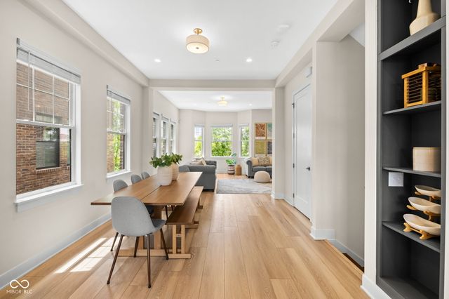 954 Berkhamsted Lane, Carmel, IN 46032