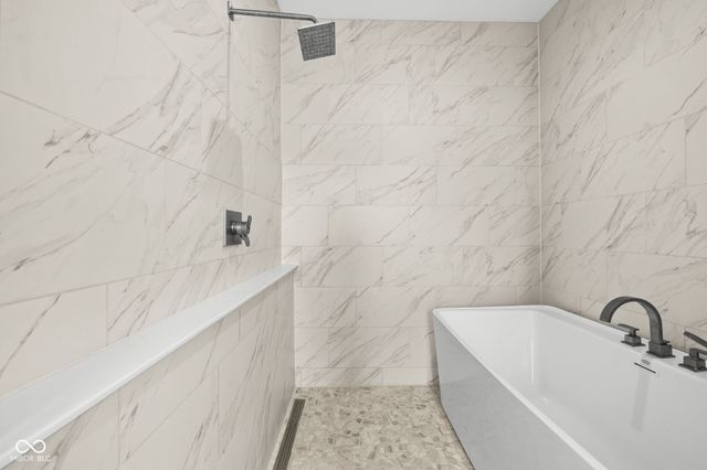 954 Berkhamsted Lane, Carmel, IN 46032