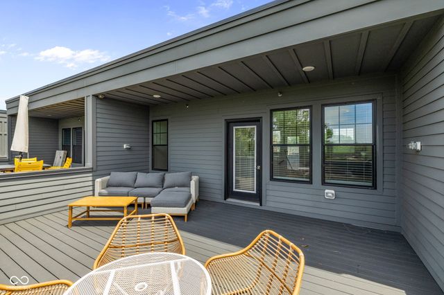 954 Berkhamsted Lane, Carmel, IN 46032