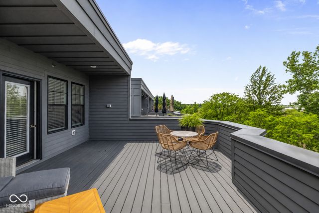 954 Berkhamsted Lane, Carmel, IN 46032