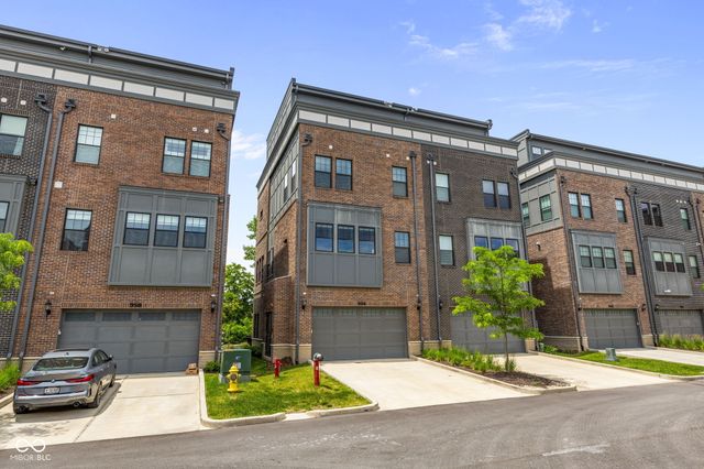 954 Berkhamsted Lane, Carmel, IN 46032