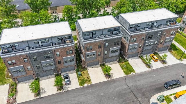 954 Berkhamsted Lane, Carmel, IN 46032