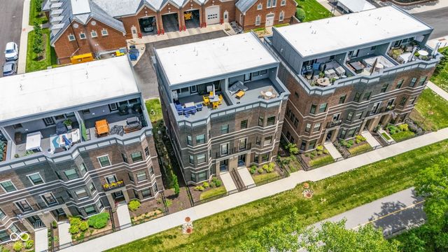 954 Berkhamsted Lane, Carmel, IN 46032