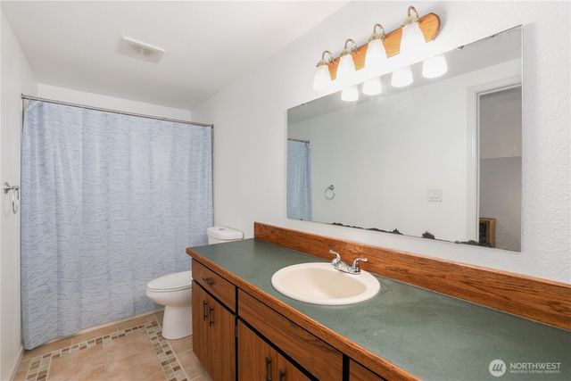 1316 129th Street S, Tacoma, WA 98444