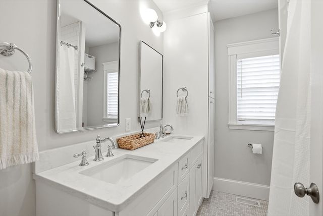 9 Crown Street, Milton, MA 02186