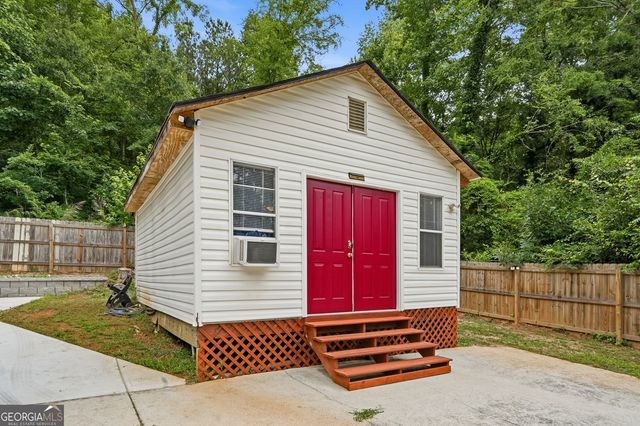 5032 Springtree Court, Lithonia, GA 30038