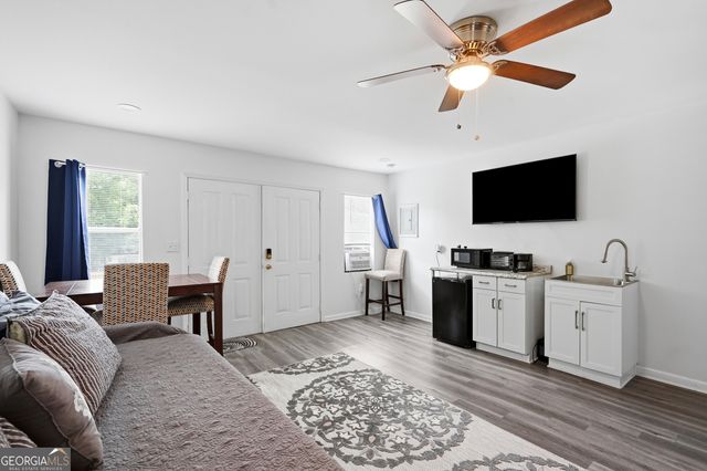 5032 Springtree Court, Lithonia, GA 30038