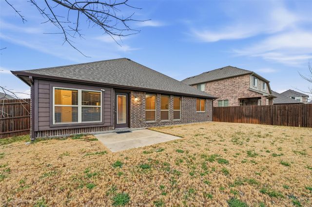556 Avery Pointe, Lavon, TX 75166