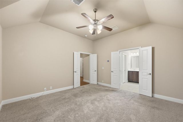 556 Avery Pointe, Lavon, TX 75166