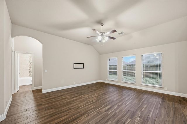 556 Avery Pointe, Lavon, TX 75166